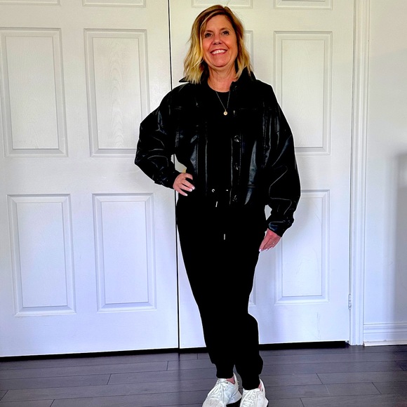 Black Pleather Kittenish Bomber - Picture 1 of 4